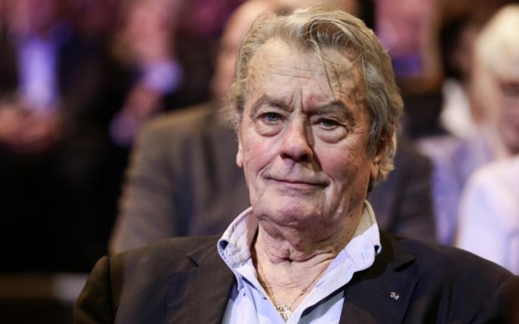 Védekezésre kényszerült Alain Delon miatt a Cannes-i Filmfesztivál